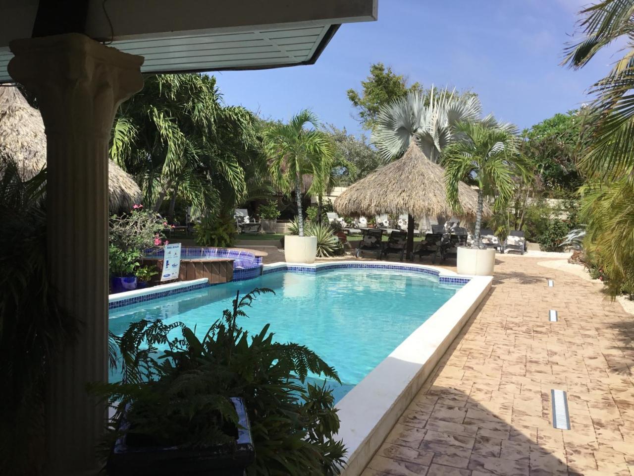 Bananas Apartments Adults Only Palm Beach Exterior foto